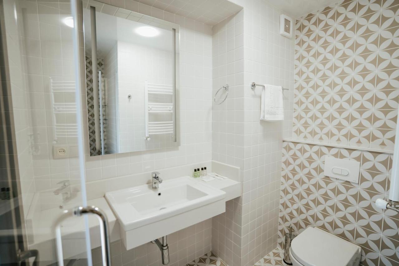 West Apart Hotel Μπατούμι Εξωτερικό φωτογραφία