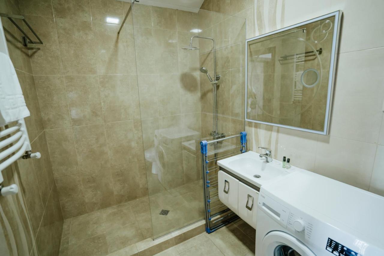 West Apart Hotel Μπατούμι Εξωτερικό φωτογραφία