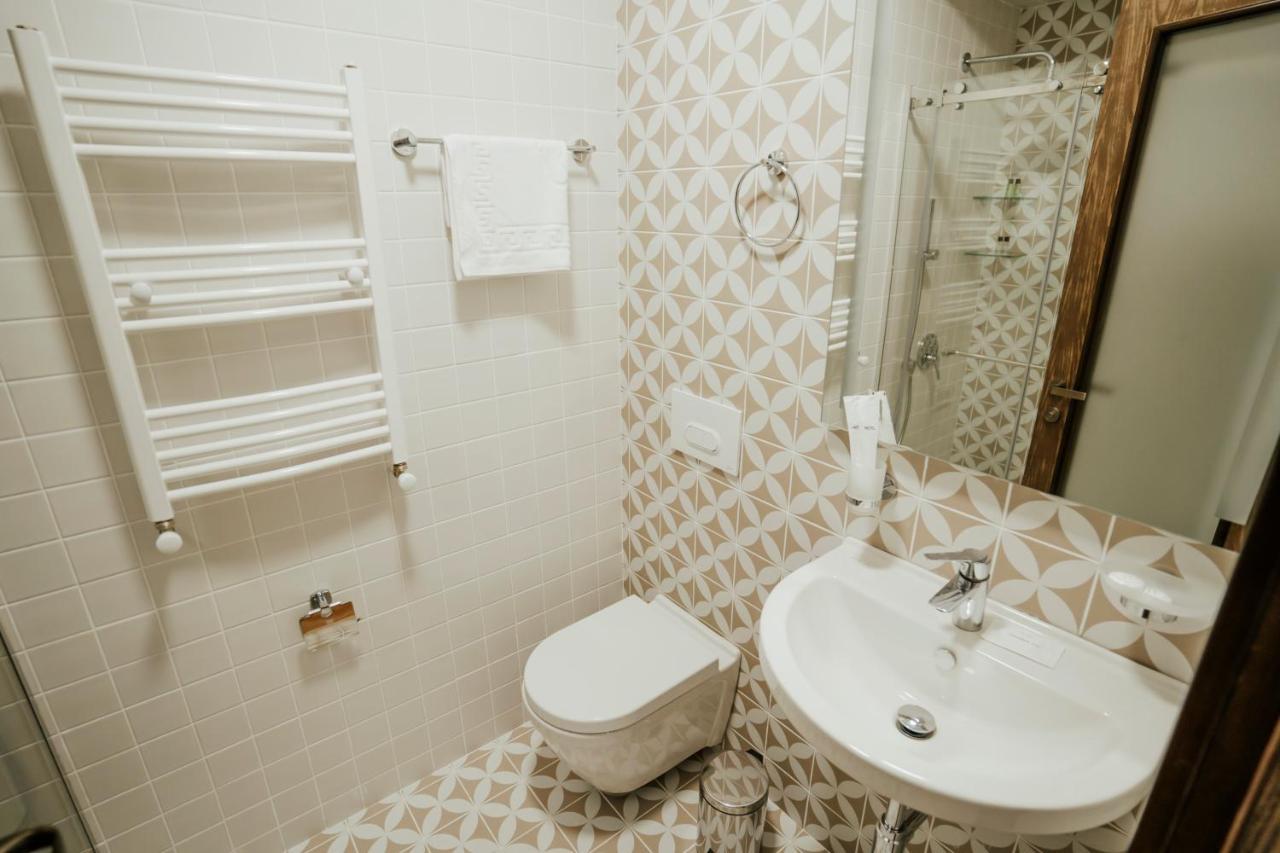 West Apart Hotel Μπατούμι Εξωτερικό φωτογραφία