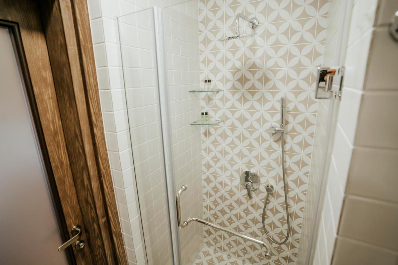 West Apart Hotel Μπατούμι Εξωτερικό φωτογραφία